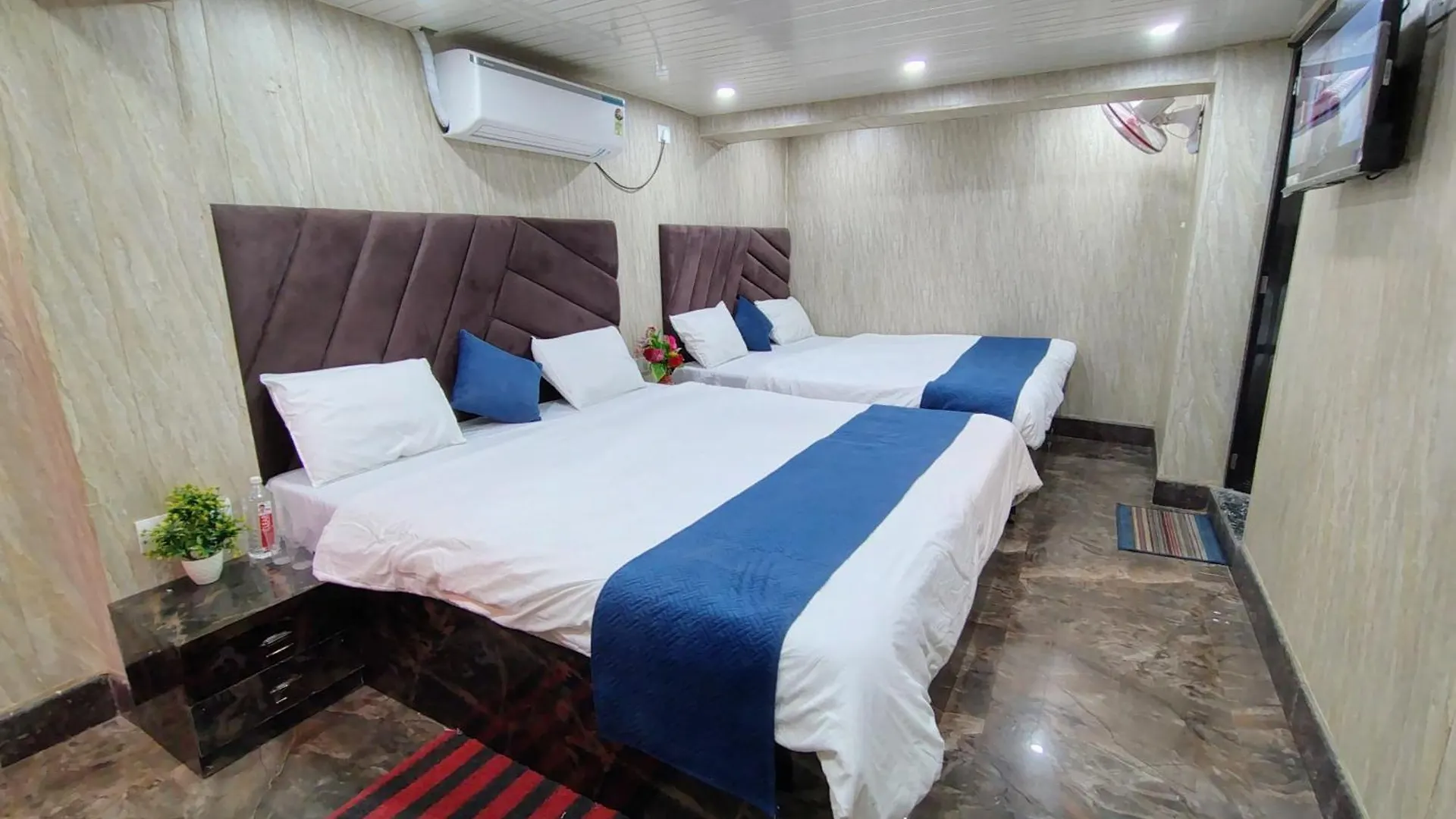 Shree Laxman Guest House Benares
