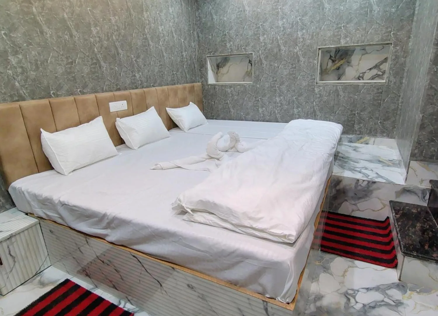 Shree Laxman Guest House Benares